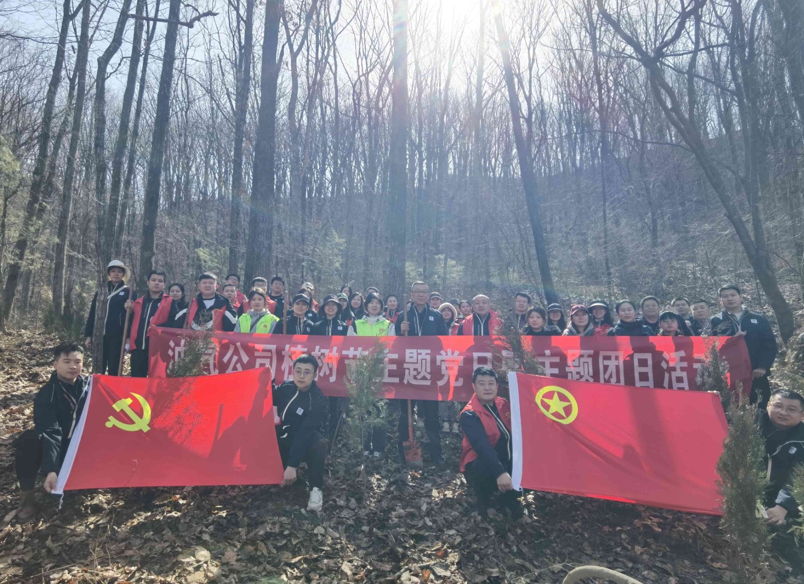 強(qiáng)化活動聯(lián)辦，激發(fā)黨組織建設(shè)“活力圈” (3).jpg