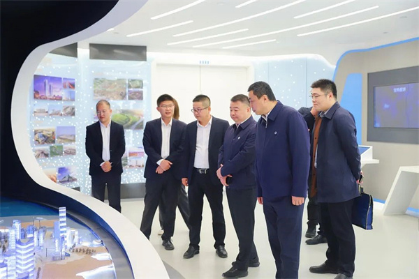 陜西環(huán)保集團與中建新疆建工西北公司座談2.jpg